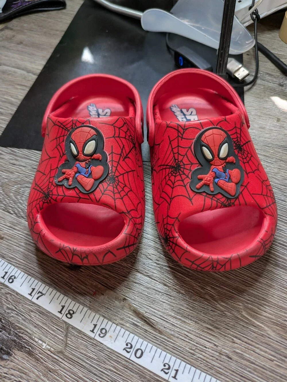 Ground Up Marvel Spidey‎ Amazing Friends Toddler Sandals Size 7/8
